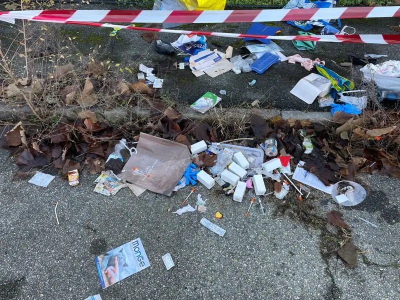 COLLEGNO - Contrasto all'abbandono dei rifiuti: nel 2025 la Locale ha denunciato 10 persone - FOTO