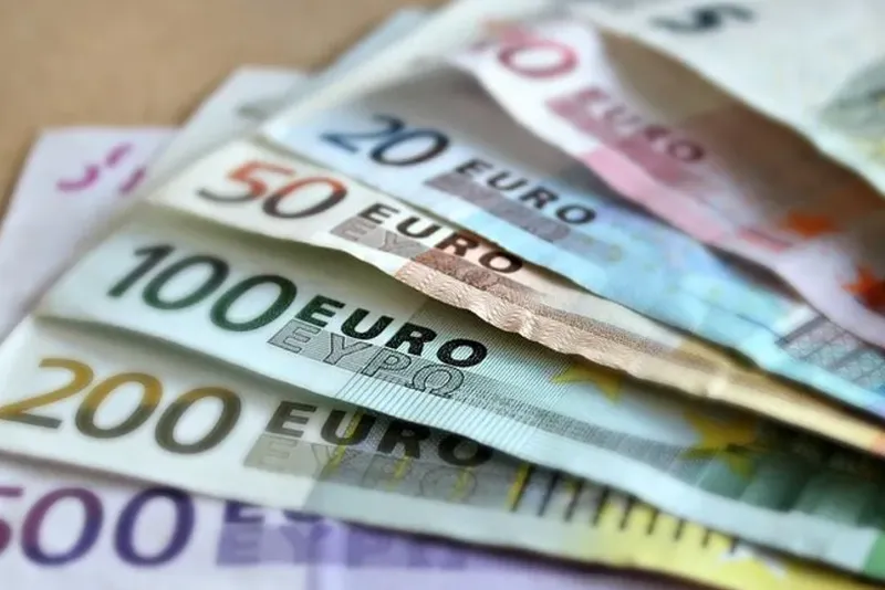 I REDDITI dei cittadini: Fiano rimane il Comune più «ricco».  I DATI COMUNE PER COMUNE