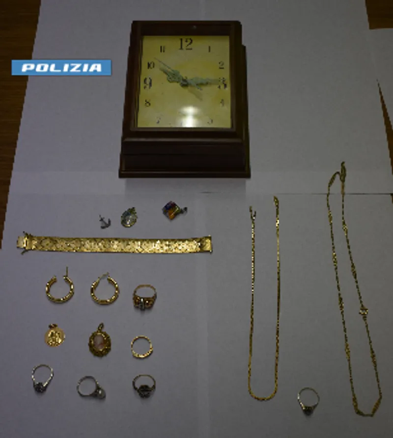 VINOVO - Finto tecnico del gas deruba una pensionata: arrestato con i suoi due complici