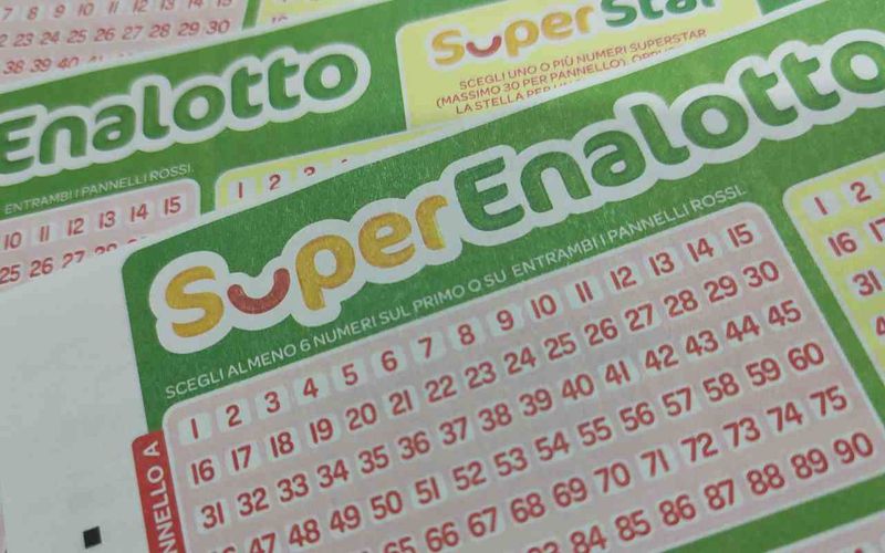 ALPIGNANO-GRUGLIASCO - Doppietta di «Cinque» al «SuperEnalotto»: due vincite da quasi 30mila euro a testa