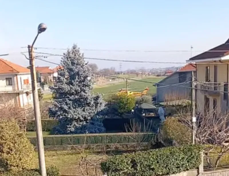 TRAGEDIA AD ALPIGNANO - Uomo si toglie la vita nella sua abitazione di via Garibaldi