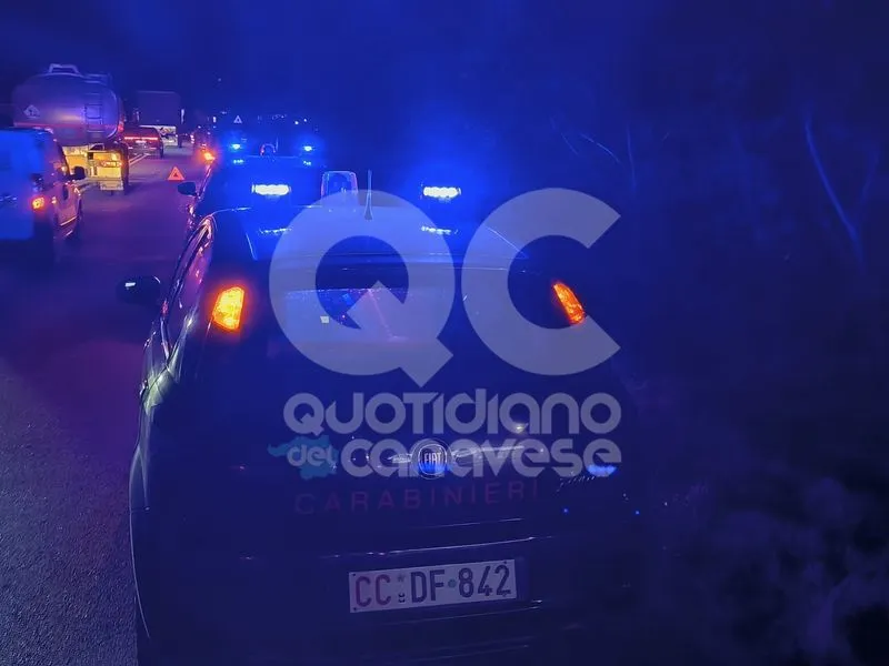 BAIRO - Ancora un incidente sulla Pedemontana: auto finisce nel fosso