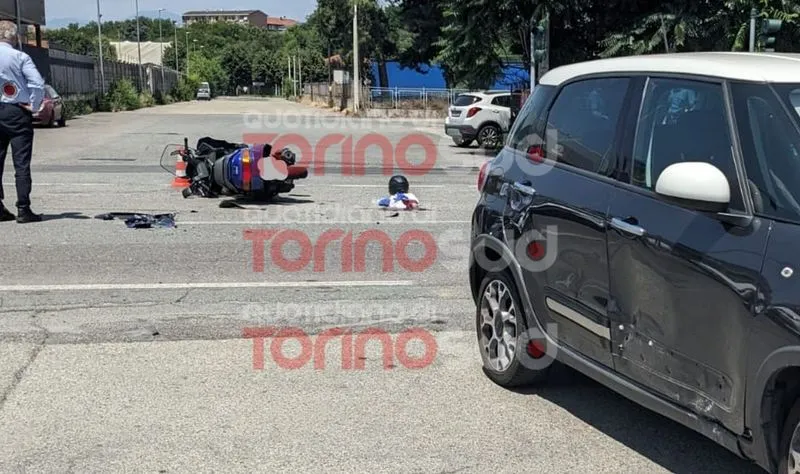 INCIDENTE MORTALE A BEINASCO - Scontro auto-scooter: vittima Guido Eliantonio di Orbassano - FOTO