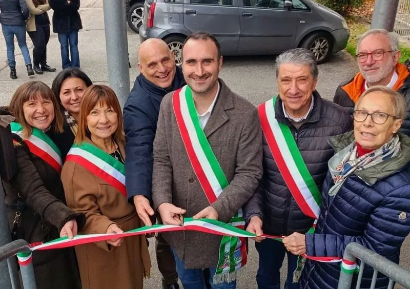 BEINASCO - Inaugurati all'ex scuola Serao gli alloggi per famiglie e persone sole in difficoltà - FOTO