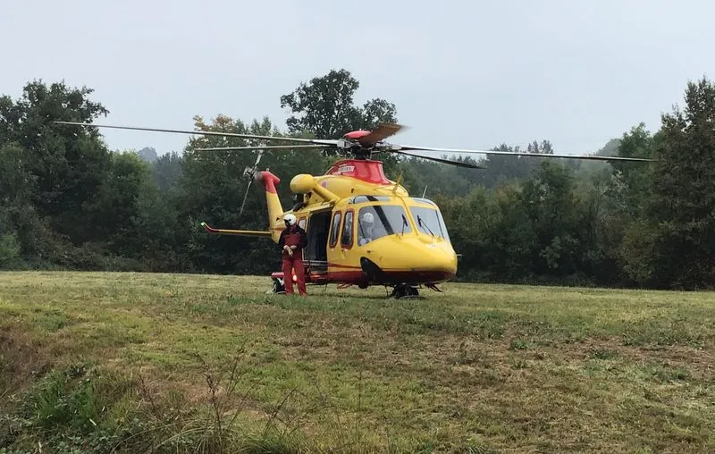 BEINASCO - Motociclista di 28 anni grave al Cto dopo lo scontro con un trattore in Canavese