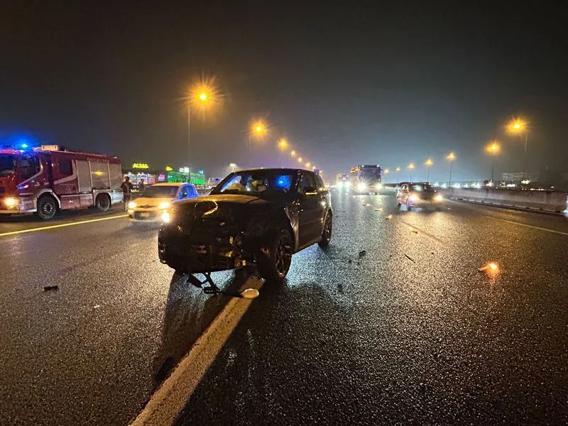 BEINASCO - Schianto in tangenziale con quattro veicoli coinvolti: traffico paralizzato per un paio d'ore