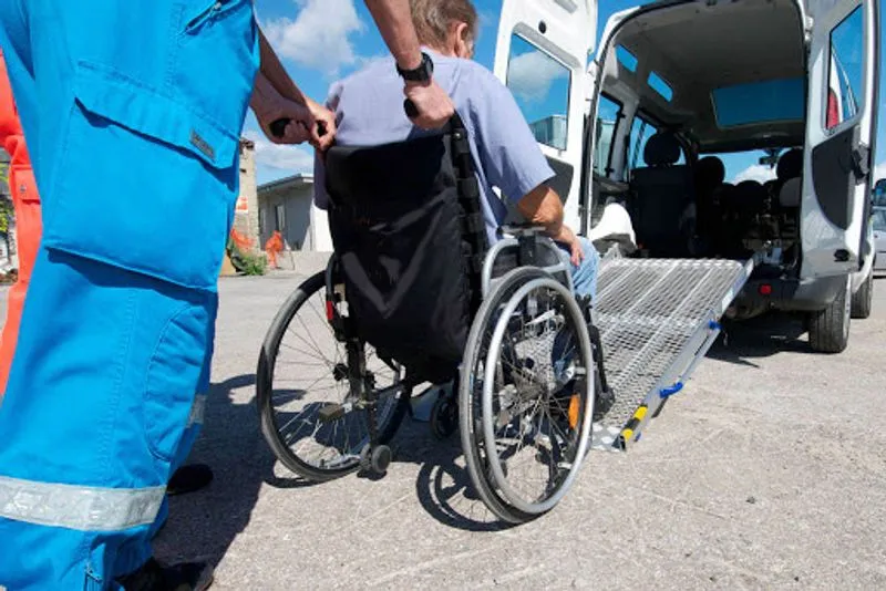 BEINASCO - Riparte il servizio di trasporto solidale per chi è in difficoltà