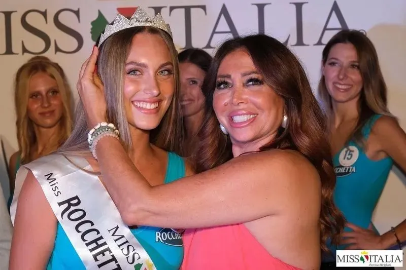 BORGARO - Sulle orme di Cristina Chiabotto: Alicya Ferrero, 19 anni, alla finalissima di Miss Italia - FOTO