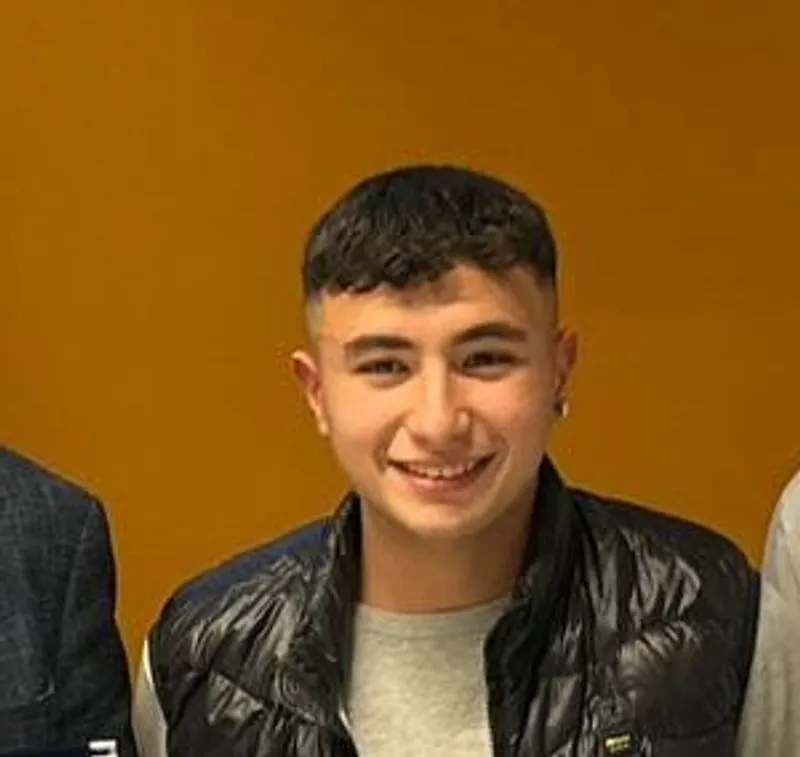 BORGARO - È uscito «Lontano da te»: parla d'amore il nuovo singolo di «Deste»