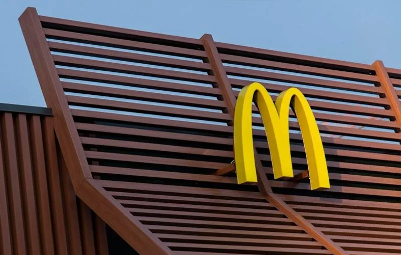 BORGARO - Nuovo «McDonald’s»: si ricercano 40 persone, ecco come inviare il curriculum