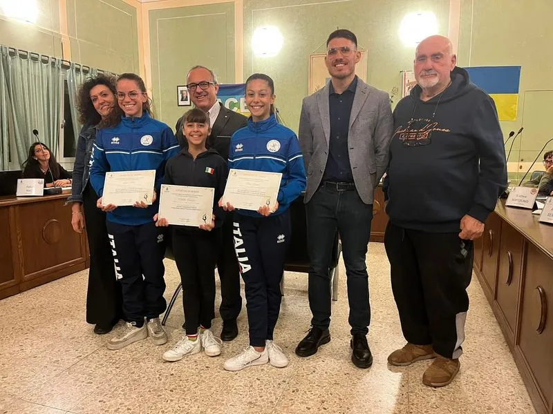 BRUINO - Le giovani campionesse di Twirling premiate in Consiglio comunale