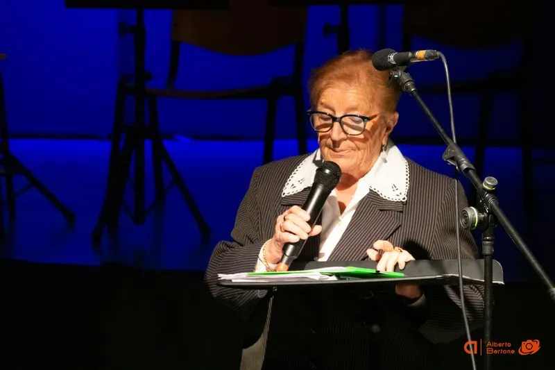 BRUINO - Giorno della Memoria, parole e musica hanno narrato la Shoah e le altre persecuzioni - FOTO