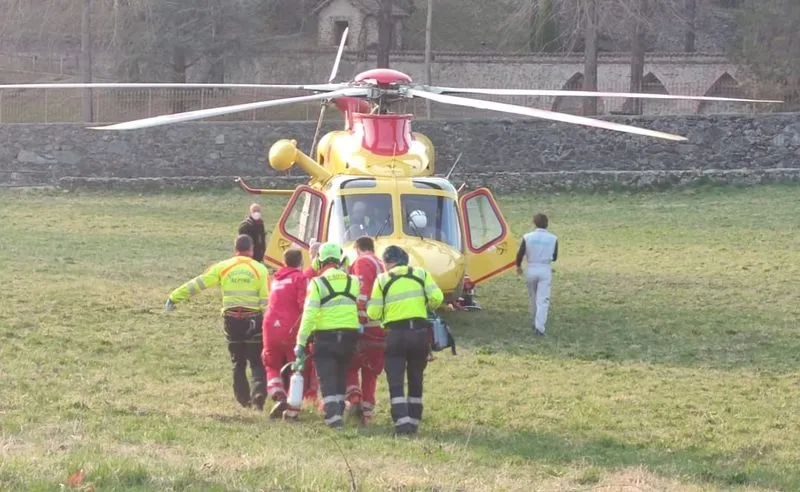 BUSANO - Incidente stradale, coinvolti un camion e uno scooter: ferito un uomo di Rivara elitrasportato al Cto