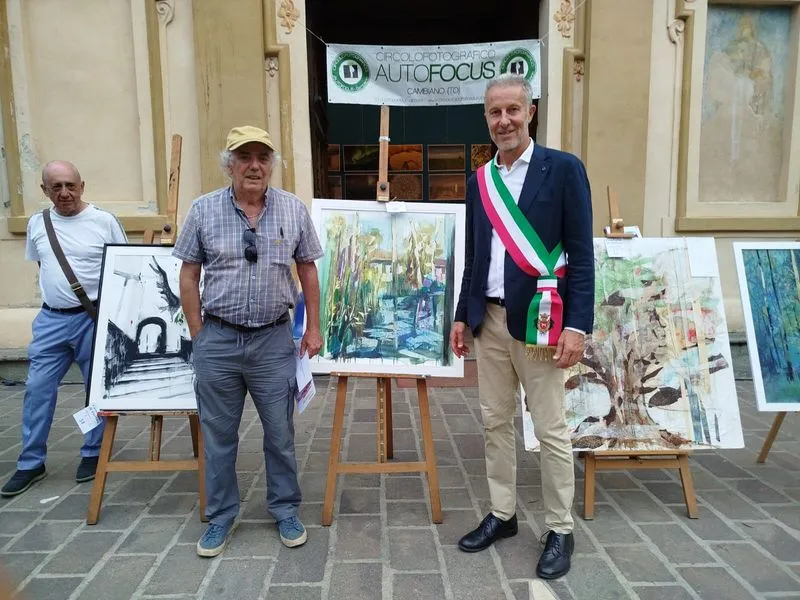 CAMBIANO - La città come Montmartre: Simone Trotta vince il concorso