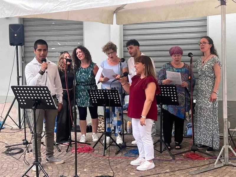 CAMBIANO - Gli allievi del Liceo musicale di Rivarolo protagonisti a «Cambiano come Montmartre» - FOTO