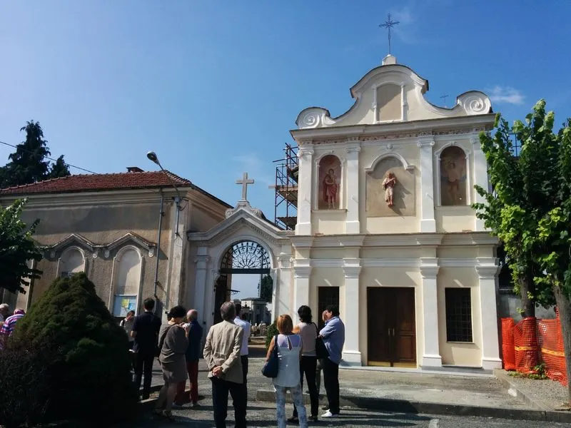 CANAVESE - Tanta gente nei cimiteri di tutta la zona, attenzione ai ladri: cinque consigli utili per evitare brutte sorprese