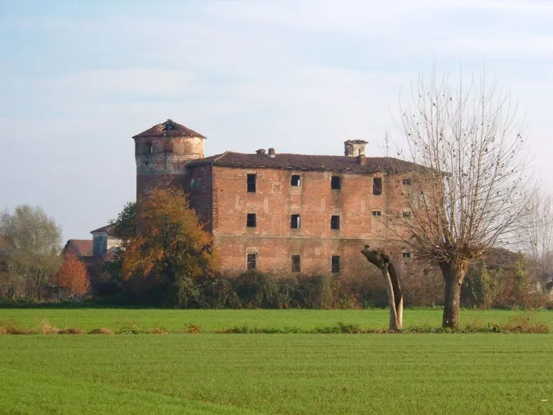 CANDIOLO - Castello di Parpaglia, Laura Pompeo: «Inaccettabile che un bene così prezioso venga ignorato»