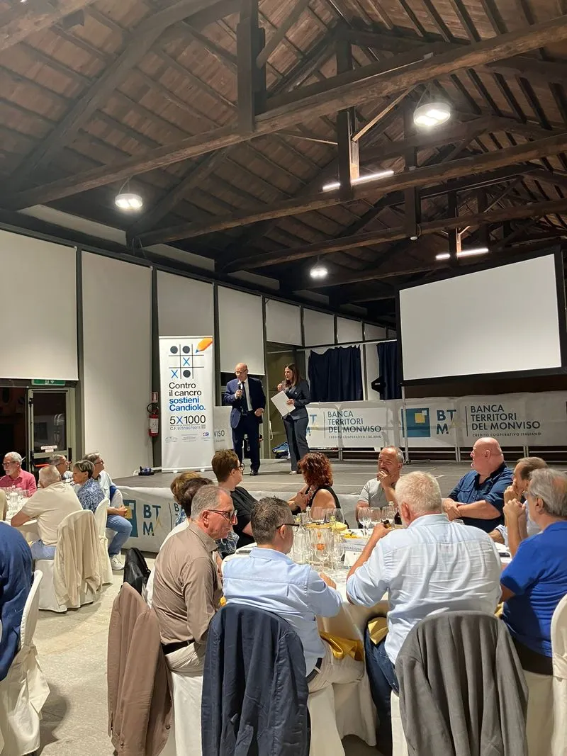 CANDIOLO - Successo per la cena di solidarietà a sostegno della Fondazione Piemontese per la Ricerca sul Cancro