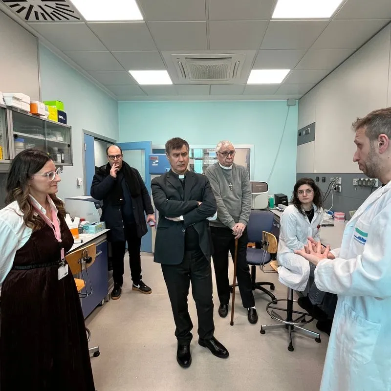CANDIOLO - Visita del cardinale Roberto Repole insieme ad Allegra Agnelli - FOTO