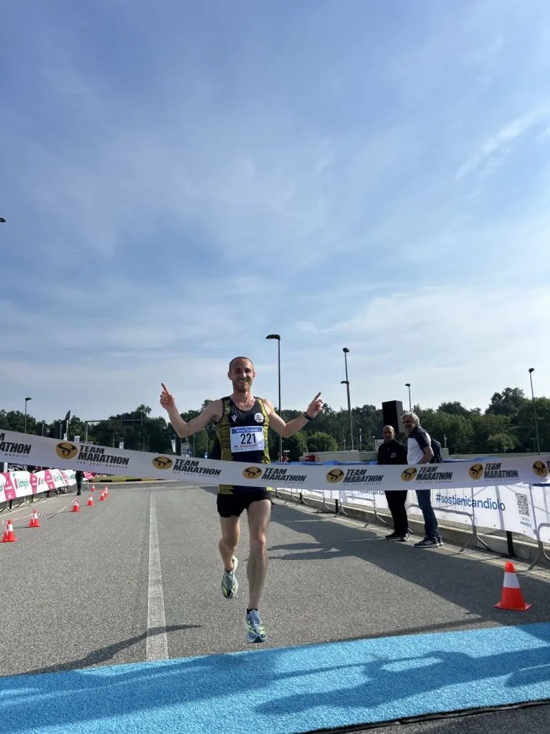 CANDIOLO - Mille runners hanno corso per la ricerca sul cancro - FOTO