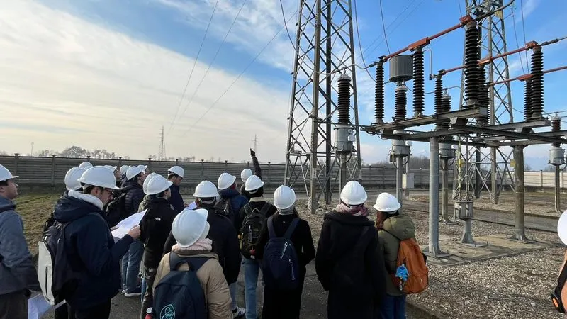 CANDIOLO - Gli studenti di Ingegneria Elettrica del Politecnico di Torino hanno visitato la cabina primaria - FOTO