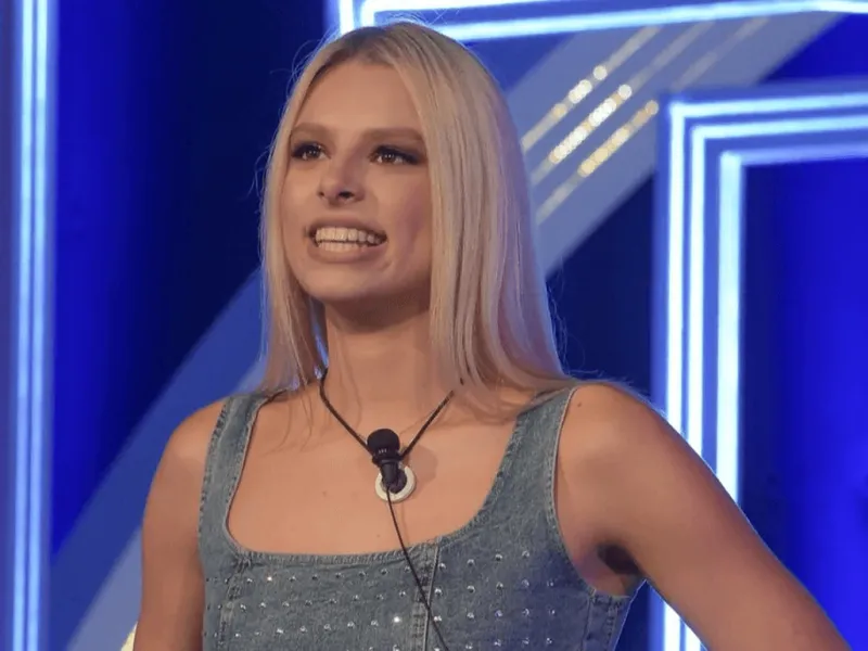 CARIGNANO - Grande Fratello, Giulia Saponariu racconta del suo rapimento e della sua difficile infanzia