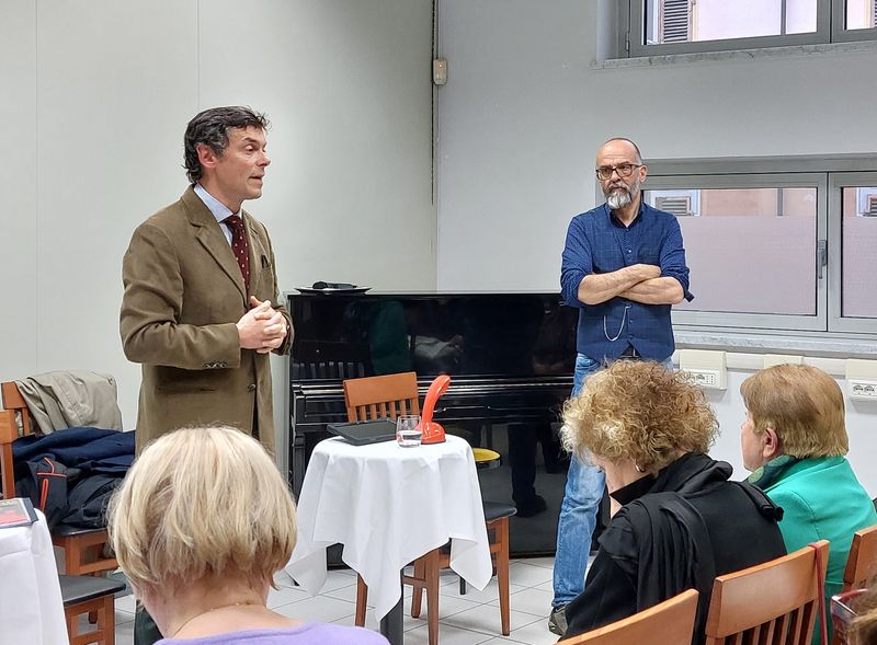 CARIGNANO - Alessandro Perissinotto e Piero d’Ettorre per «Cook the Book»