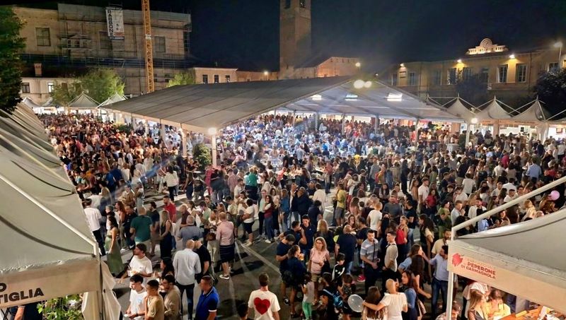 CARMAGNOLA - Alla Fiera del Peperone, Candiolo charity partner