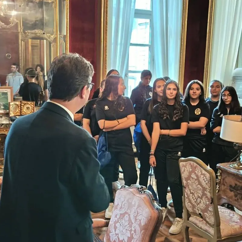 CARMAGNOLA - Le atlete e la dirigenza dell'Elledì Fc Women in visita a Palazzo Lascaris - FOTO