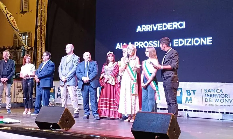 CARMAGNOLA - Taglio del nastro per la 76esima edizione della Fiera Nazionale del Peperone - FOTO