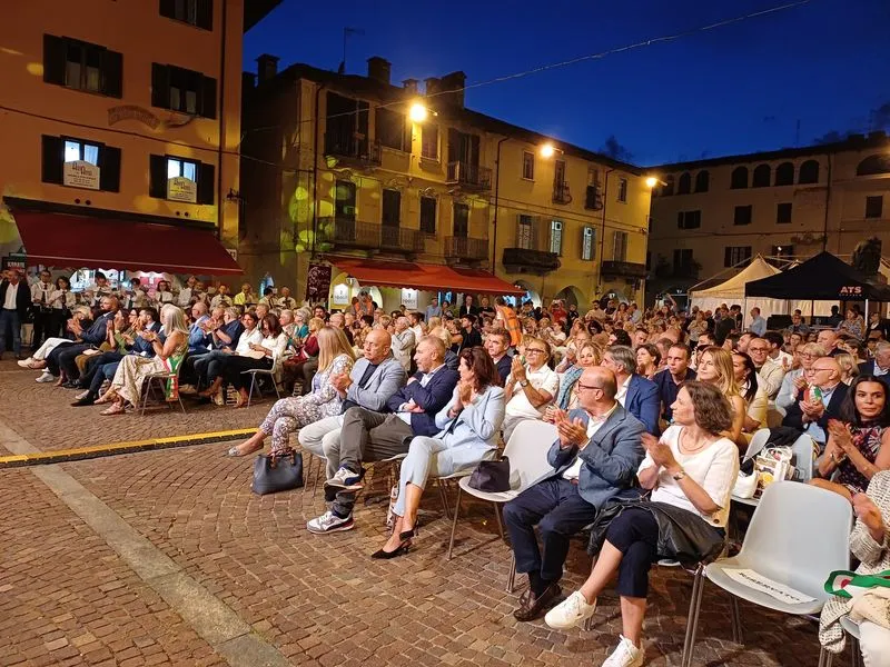 CARMAGNOLA - Taglio del nastro per la 76esima edizione della Fiera Nazionale del Peperone - FOTO