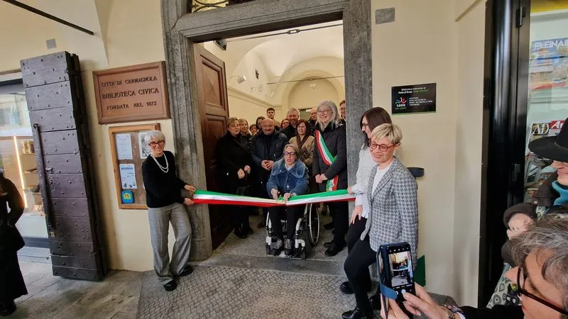 CARMAGNOLA - Inaugurata la nuova biblioteca civica «Rayneri-Berti» - FOTO