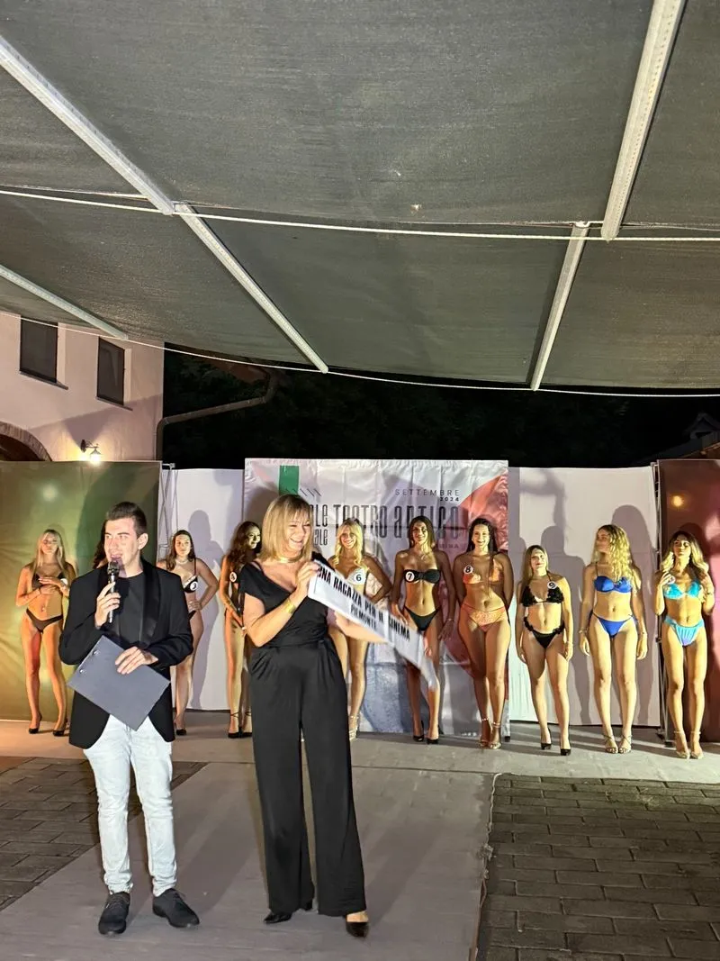 CARMAGNOLA - Ivan Quattrocchio ha presentato le finali interregionali di «Una ragazza per il cinema» Piemonte e Valle d'Aosta 2025