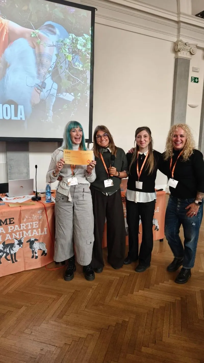 CARMAGNOLA - Le volontarie e i volontari della Lav premiati a Trieste - FOTO