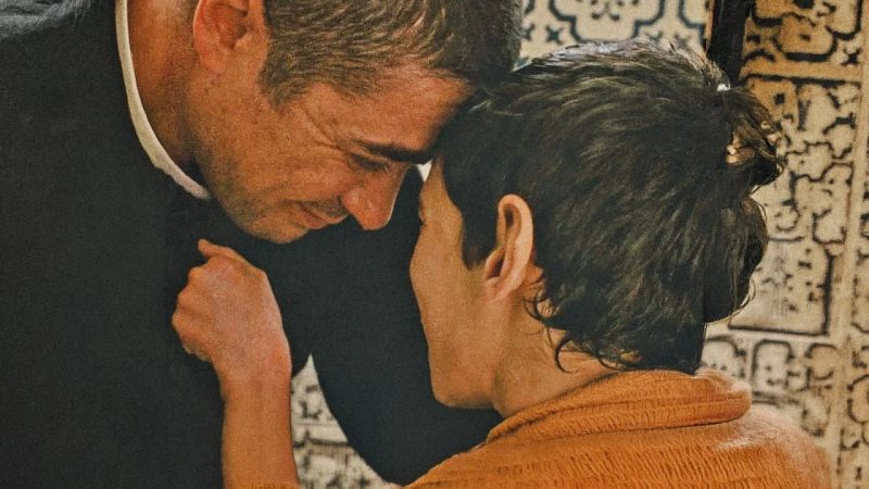 MONCALIERI-CARMAGNOLA - Nei cinema il film con Riccardo Scamarcio girato nella nostra zona e premiato a Venezia