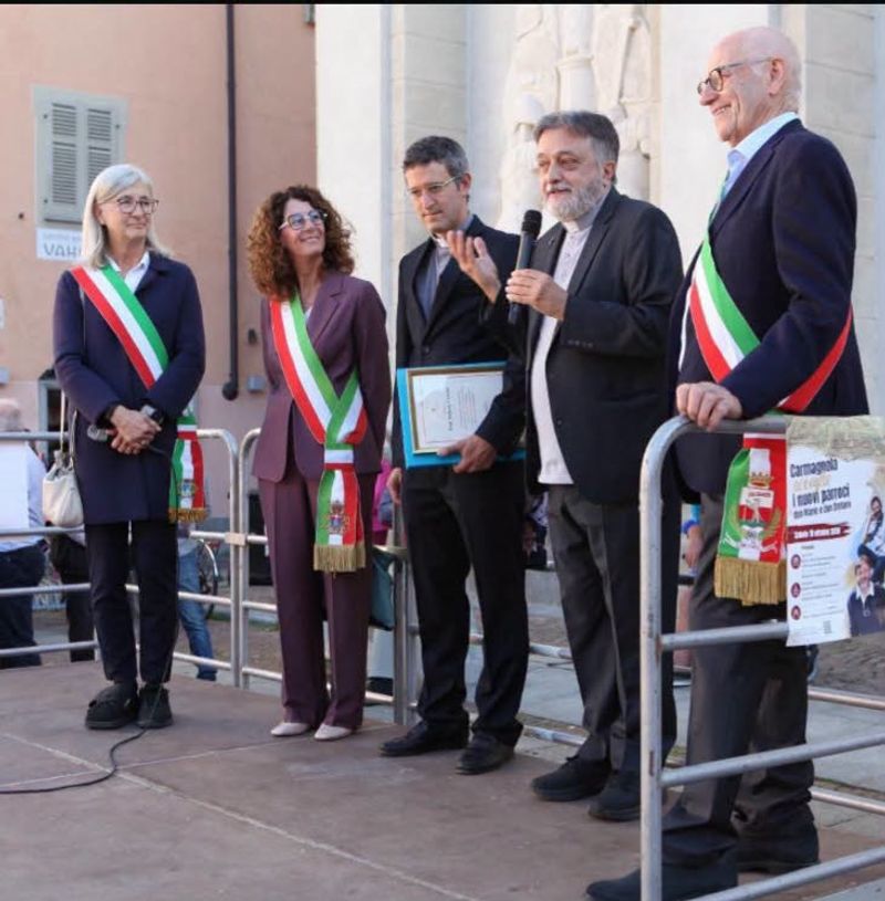 CARMAGNOLA - La Città di Carmagnola ha rivolto un caloroso benvenuto a don Mario Fassino e don Stefano Carena