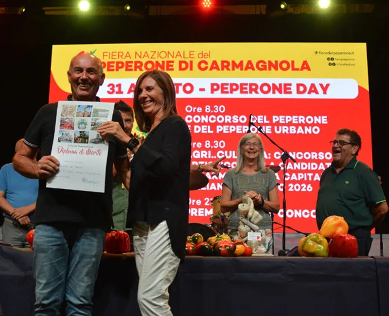 CARMAGNOLA - Peperoni da record alla 76esima Fiera nazionale - FOTO