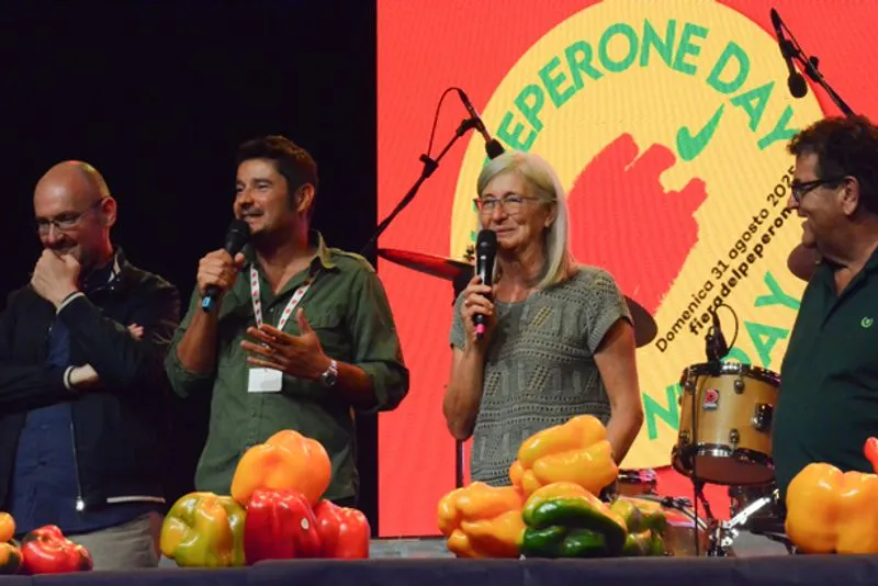 CARMAGNOLA - Peperoni da record alla 76esima Fiera nazionale - FOTO