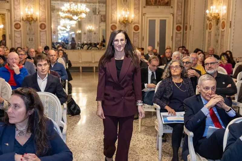 CARMAGNOLA - La scrittrice Cristina Bosco premiata a Como - FOTO