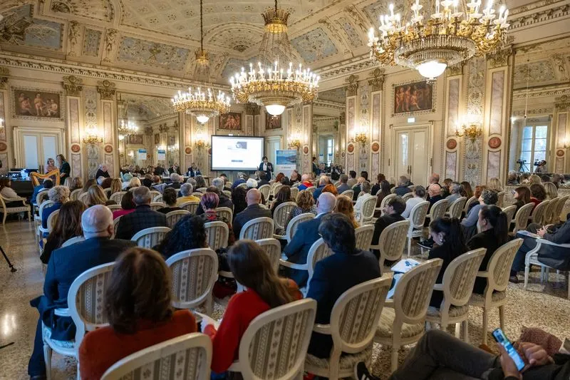 CARMAGNOLA - La scrittrice Cristina Bosco premiata a Como - FOTO