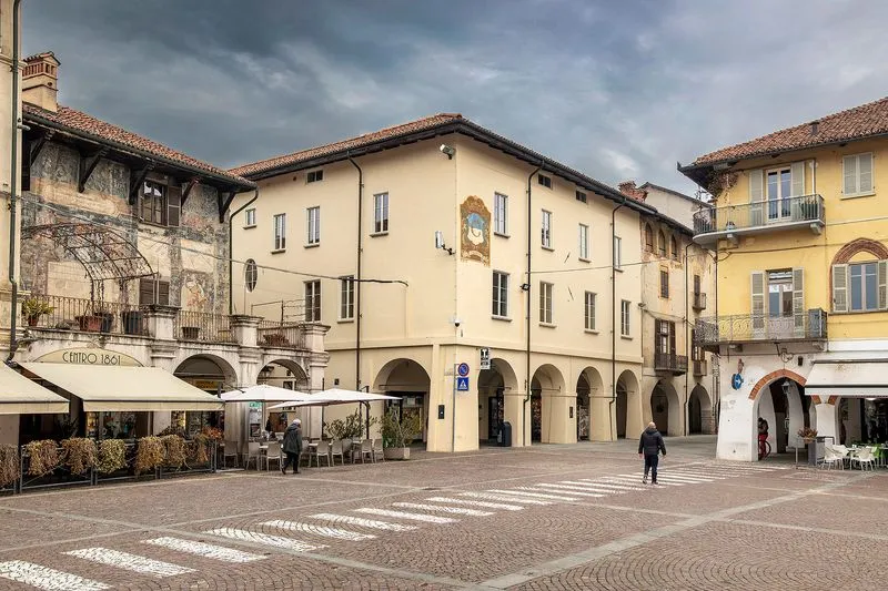 CARMAGNOLA - Finiti i lavori riapre al pubblico la biblioteca civica Rayneri-Berti