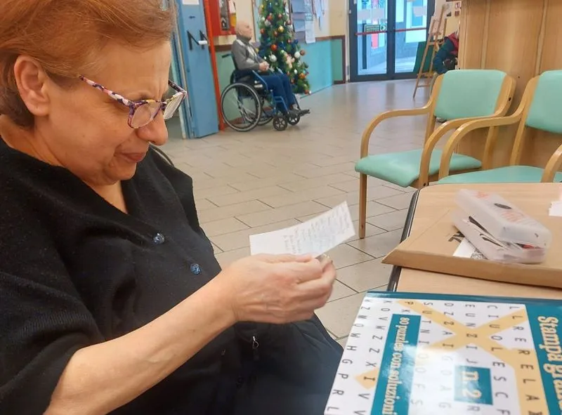 CARMAGNOLA - I Nipoti di Babbo Natale alla Rsa «Il Faggio»