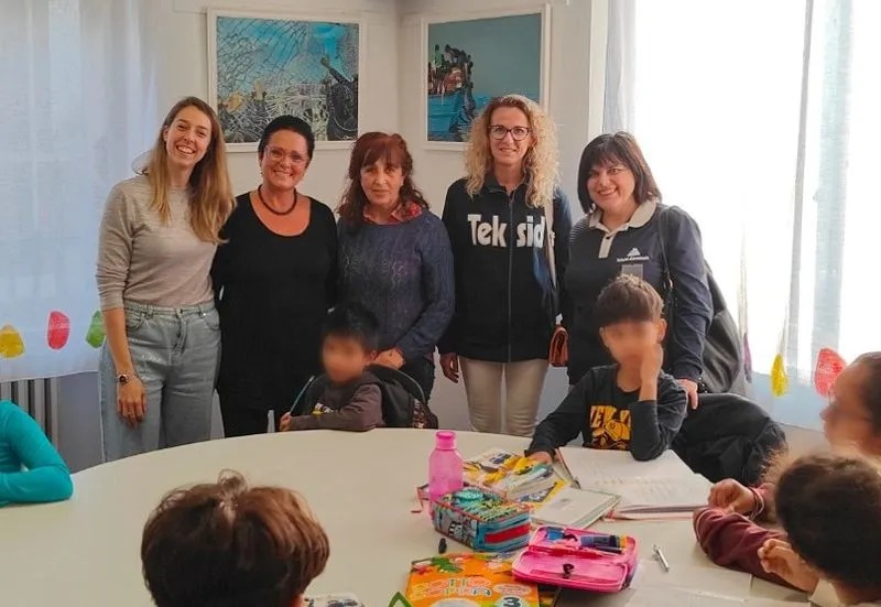 CARMAGNOLA - I dipendenti della Teksid donano materiale scolastico ai bambini di famiglie in difficoltà - FOTO