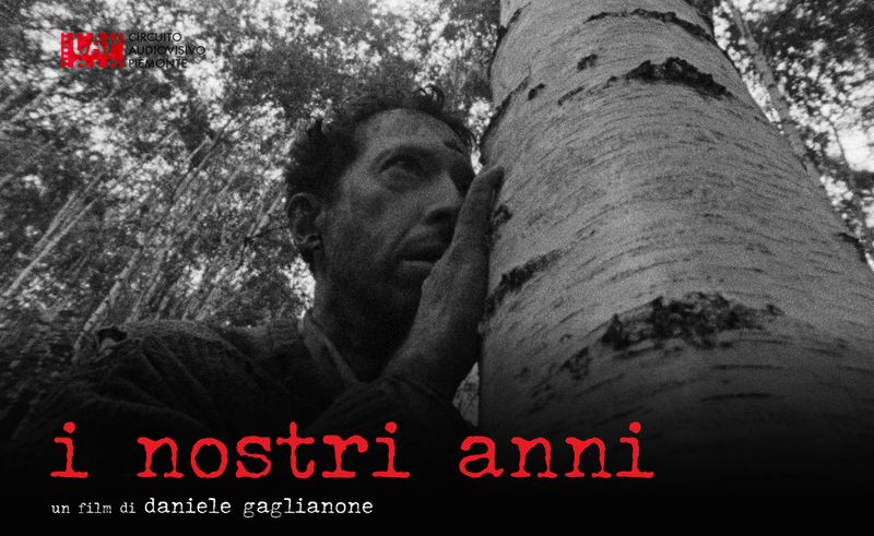 VILLASTELLONE-CARMAGNOLA - Tappa al cinema per la versione restaurata de «I nostri anni», film di Daniele Gaglianone