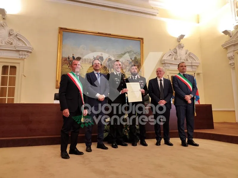 CASELLE - Una vita dedicata ai Carabinieri e alla Finanza: i neo Cavalieri Fabio Fornaiolo e Felice Varchetta - FOTO