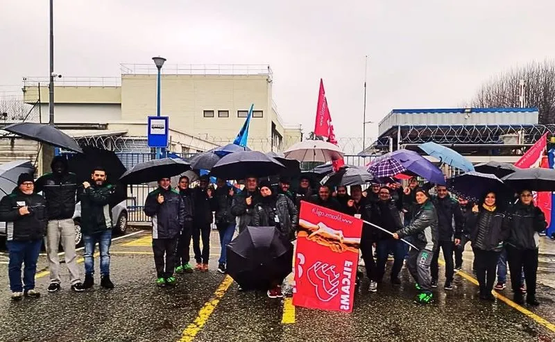 CASELLE - Lavoratori Iscot in sciopero: adesione altissima, circa il 98% - FOTO