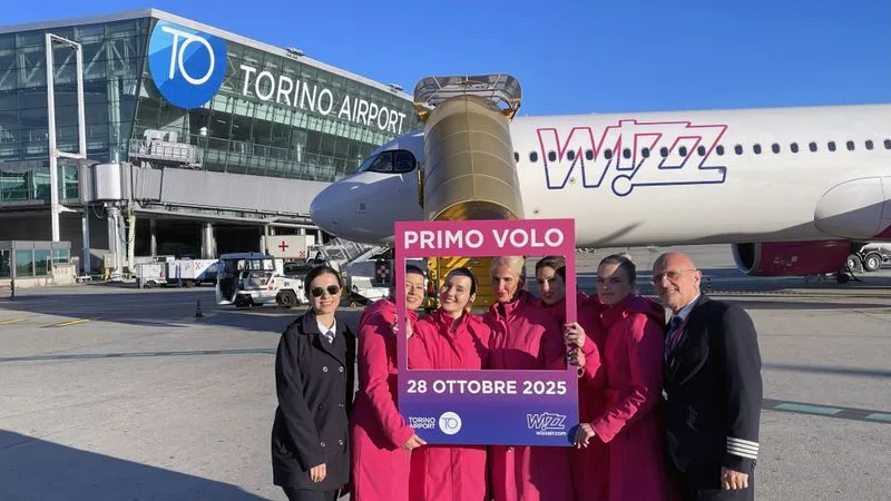 CASELLE - Battesimo per i voli verso Sofia e Budapest grazie alla compagnia aerea Wizz Air - FOTO