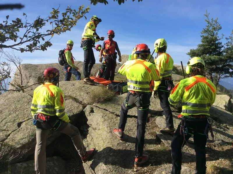CASTELLAMONTE - Si allontana dalla casa di riposo, ritrovato dal soccorso alpino dopo ore di ricerche