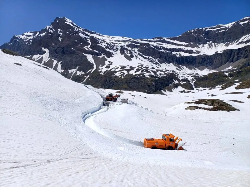 CERESOLE REALE - Slitta di una settimana la riapertura della strada per il Nivolet - FOTO