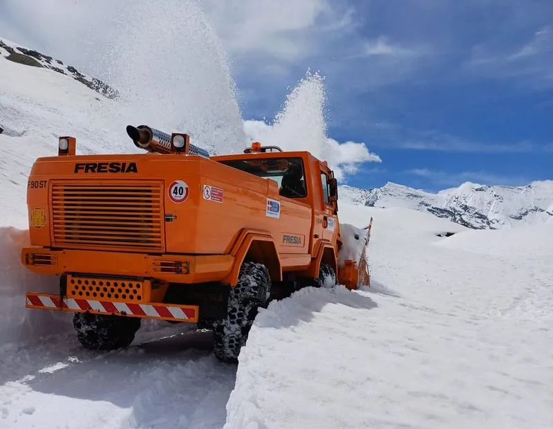 CERESOLE REALE - Riaperta al traffico la strada del Nivolet fino alla diga del Serrù - FOTO